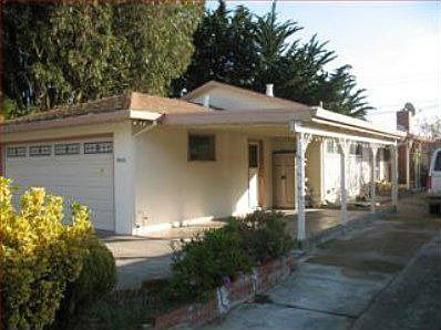 1st image of 2611 Eucalyptus Way