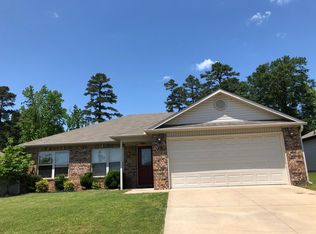 20 Bracey Cir, Little Rock, AR 72204