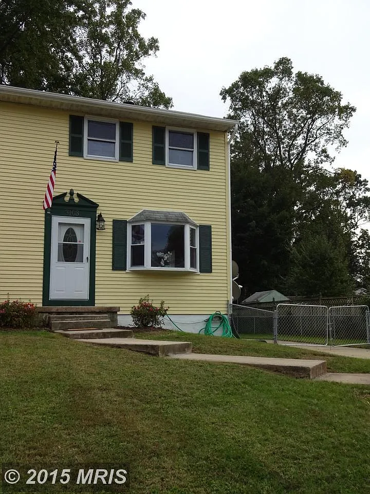 3103 Sweetbay Dr photo 1
