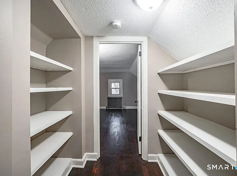 73 Silver St — Photo 23