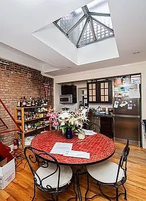 3rd image of 535 Hudson St #Penthouse 5