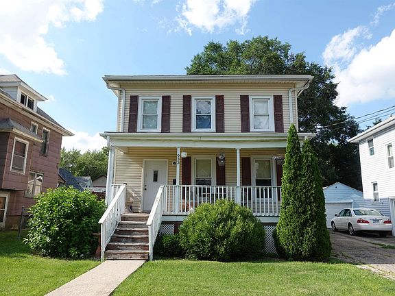 2nd image of 933 E Brooks St