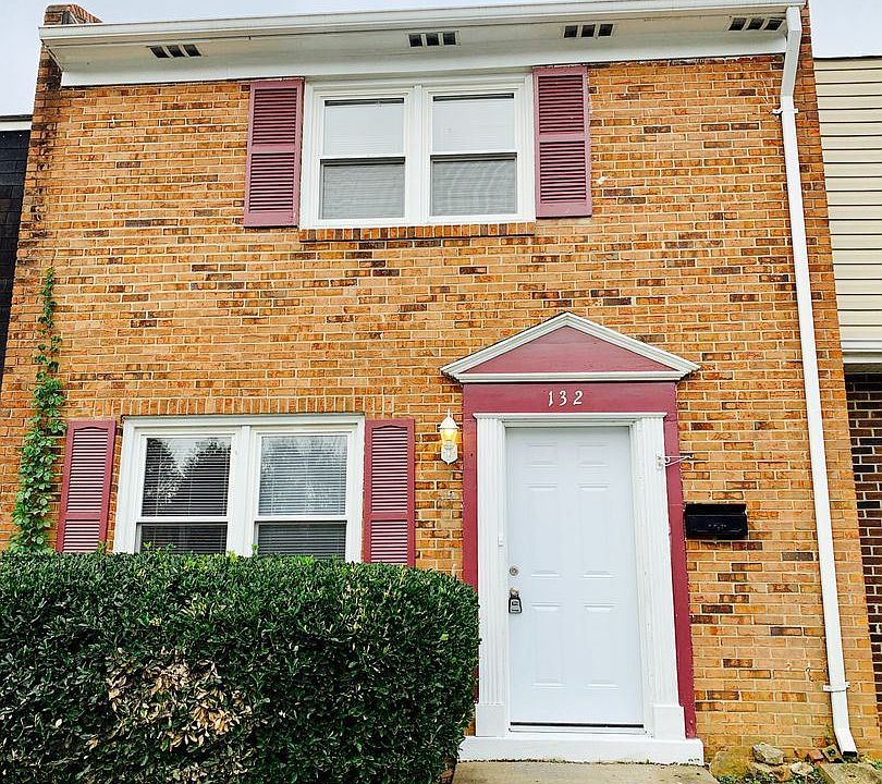1st image of 132 Hughey Ct