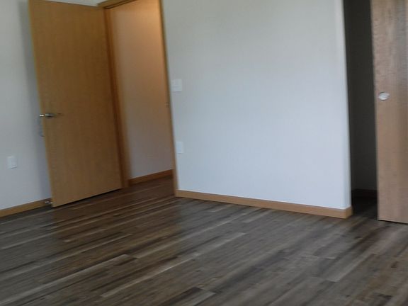 4th image of 110 Eggleston St #Fox