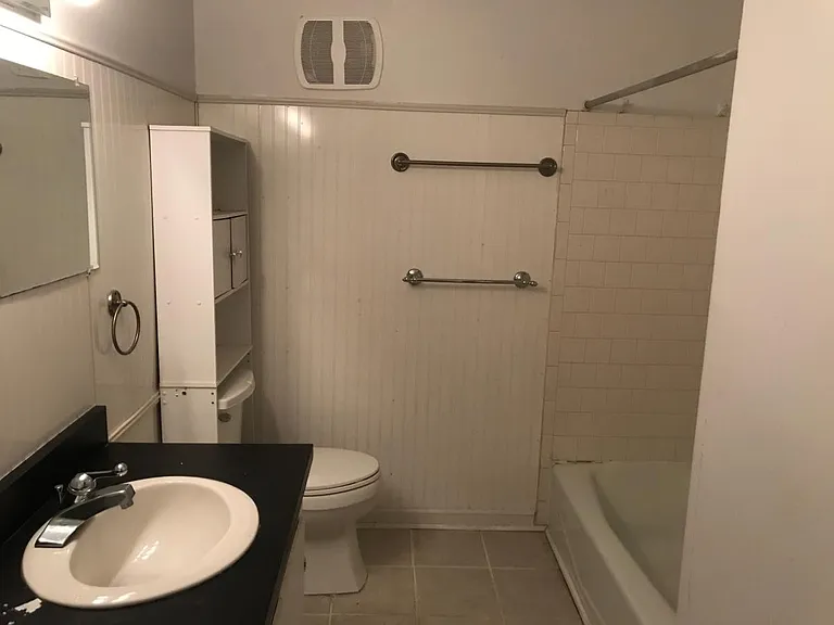 8 S Harrison St #1 — Photo 9