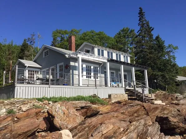 40 All Saints Road, Southport, ME 04576