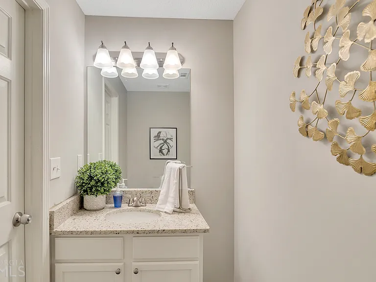 7269 Crestside Dr — Photo 6