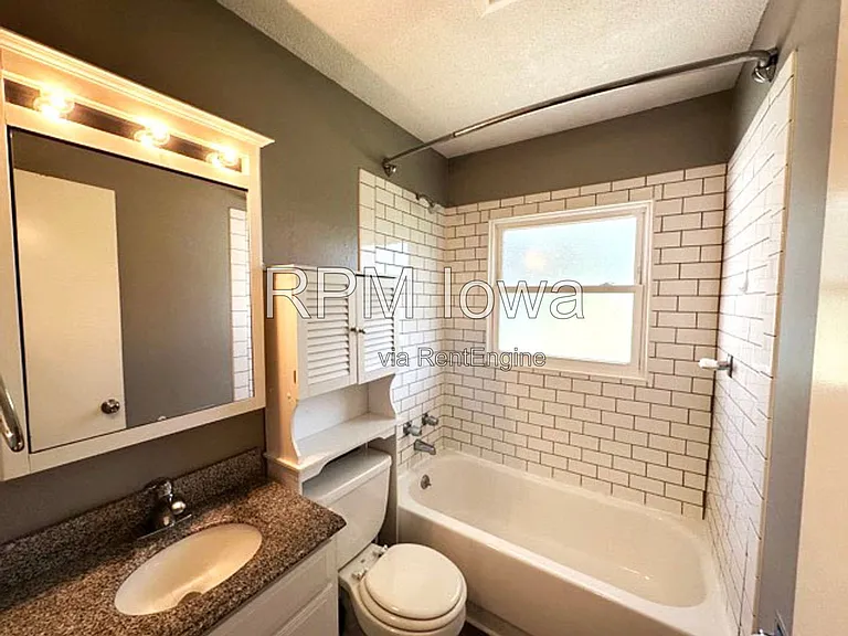 1318 SW Lynn Dr — Photo 7