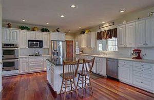 3rd image of 6 Rockdove Ln