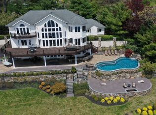 35 Cove Rd, Lake Hopatcong, NJ 07849