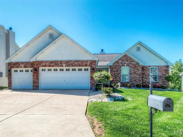 25 Aspen Ridge Ct, Saint Peters, MO 63376