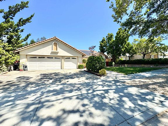 3rd image of 3281 Falerno Way