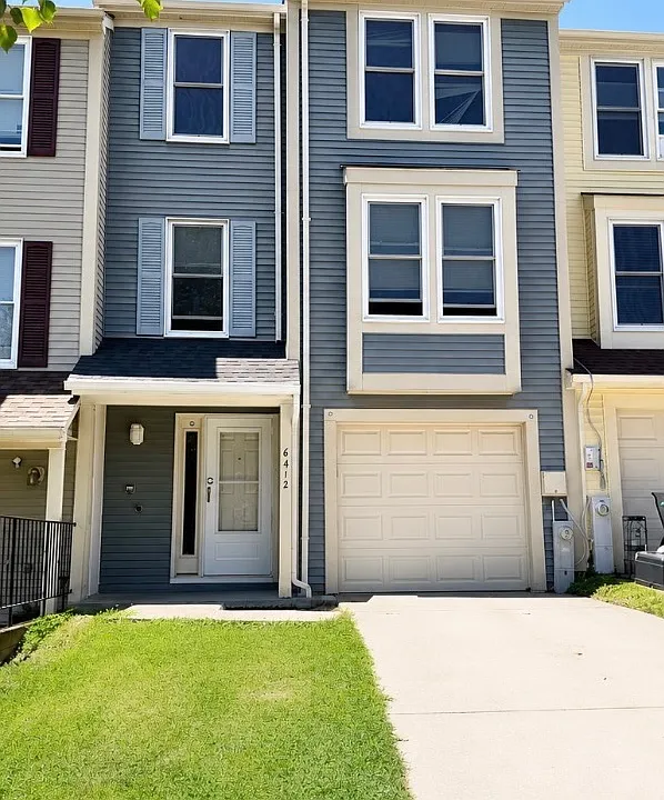 6412 Autumn Gold Ct #-