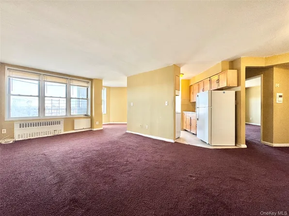 8616 60th Avenue Unit 5K, Elmhurst, NY 11373