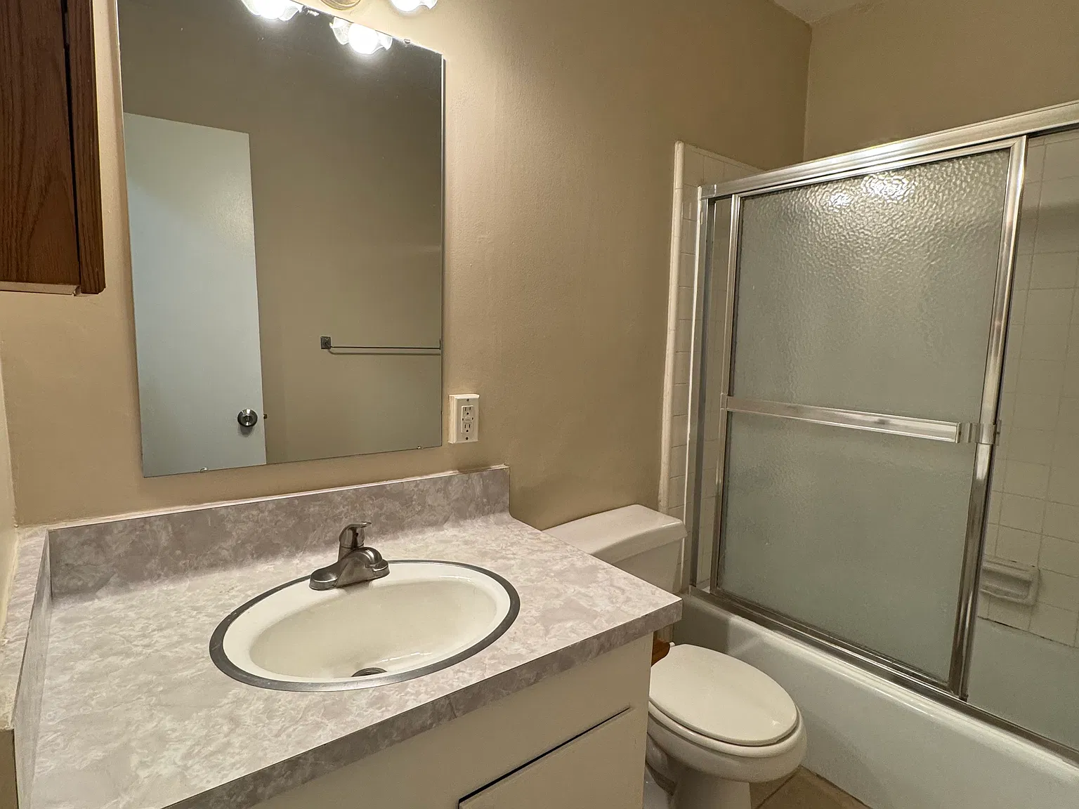 1 bed, 775 sqft, $1,850 — Photo 4