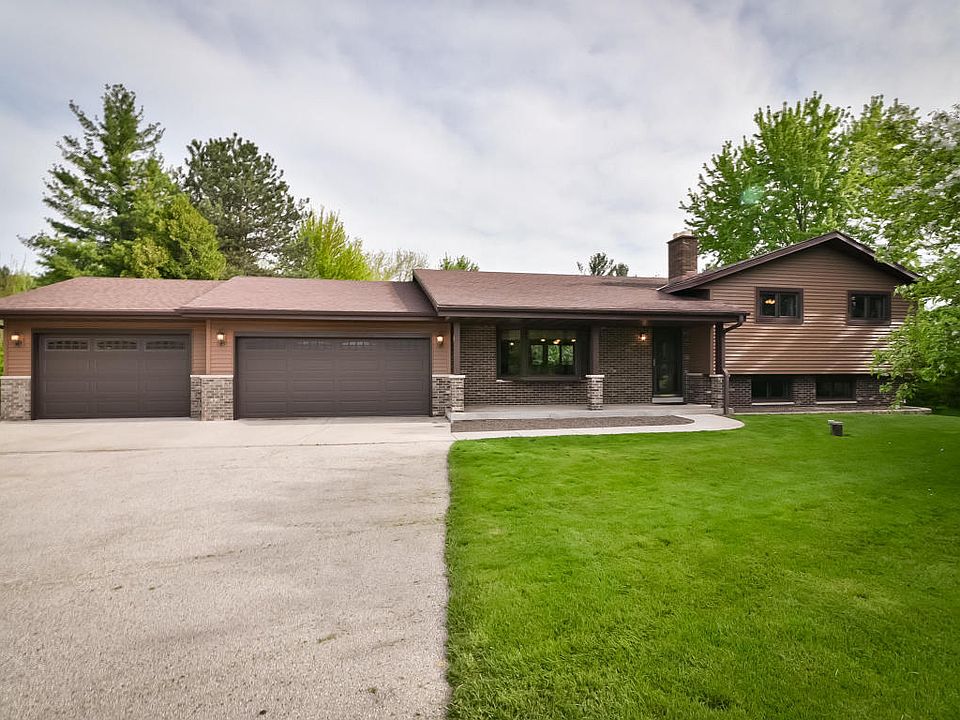 1st image of 1386 Hacienda Ln