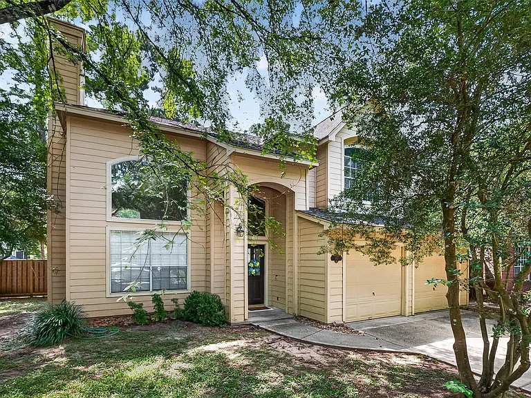 150 Wisteria Walk Cir — Photo 1