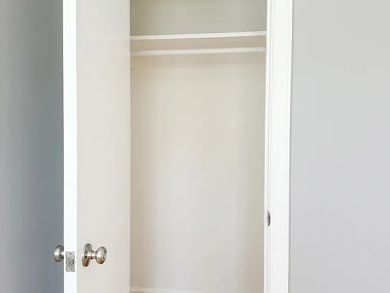 13 Paddock Dr — Photo 11