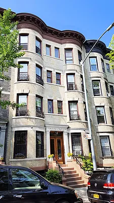 Sold by Owner | media 1