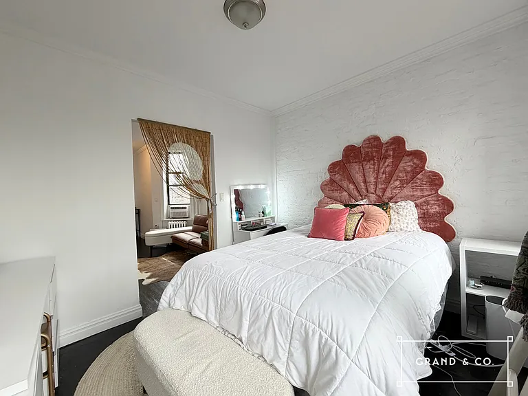 120 Mac Dougal St #20 — Photo 8