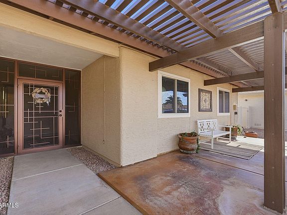3rd image of 26429 S GREENCASTLE Drive