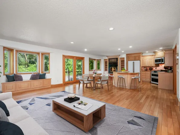 2015 Upton Ave S, Minneapolis, MN 55405