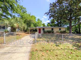 6945 Goldilocks Ln, Jacksonville, FL 32210