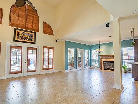 5th image of 1605 Guam Ln
