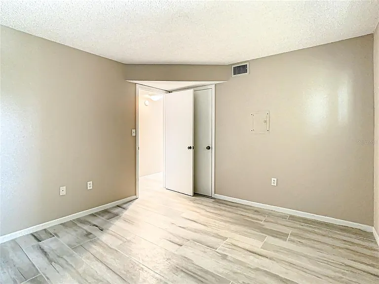4575 Cove Cir #309 — Photo 27