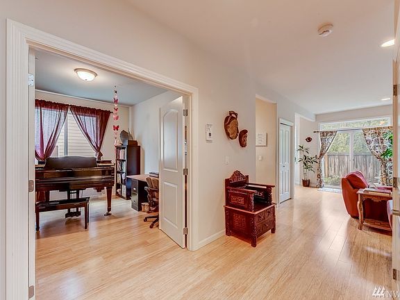 4th image of 16507 51st Ave W