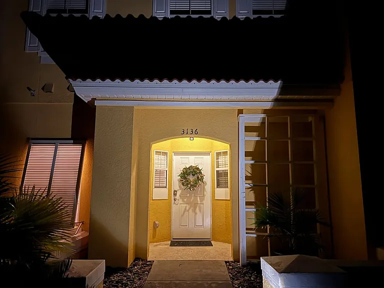 Yellow Lantana Ln — Photo 85