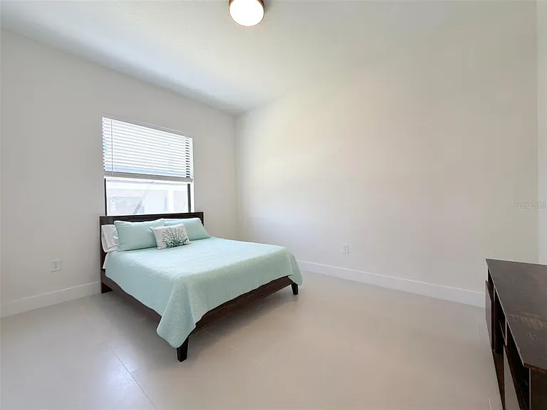 14671 Lillian Cir — Photo 34