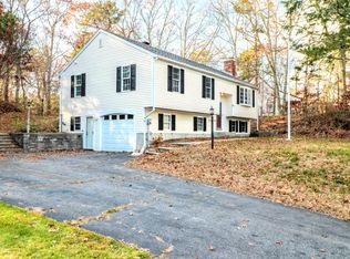 19 Emerald Way, Forestdale, MA 02644