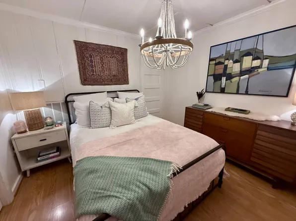 258 Pocahontas Ave, Deltaville, VA 23043