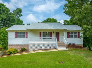 605 Gunpowder Ln, Soddy Daisy, TN 37379