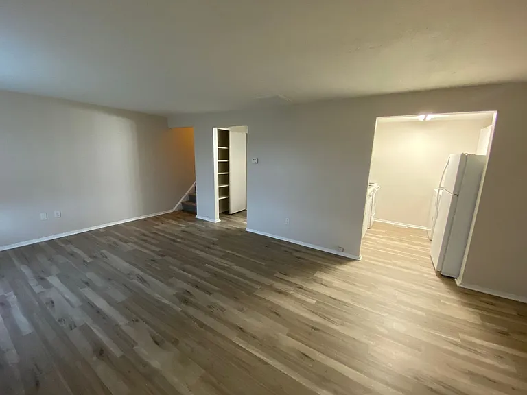 5520 Beavercrest Dr — Photo 14