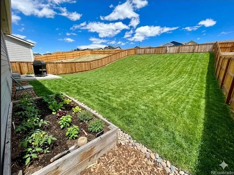 4897 Wolf Moon Dr — Photo 21