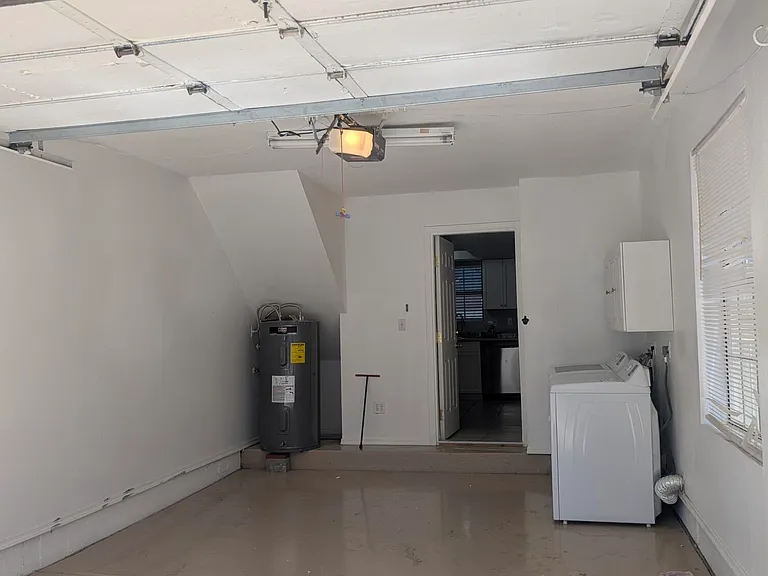 820 W University Dr #19 — Photo 14