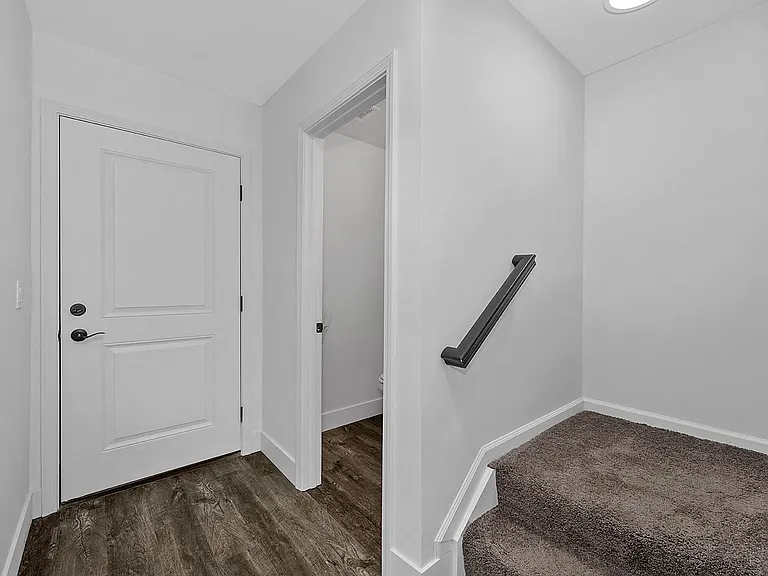 Ivy Hills Living Spaces — Photo 149