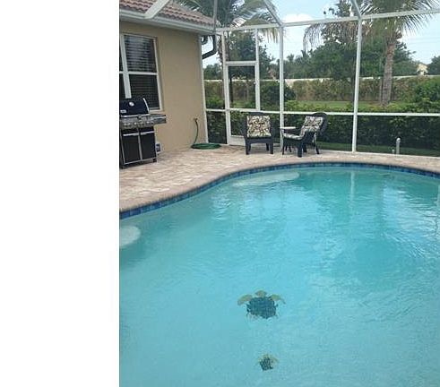 4th image of 15000 Estuary Cir