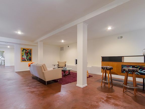4th image of 118 Carr Dr #114