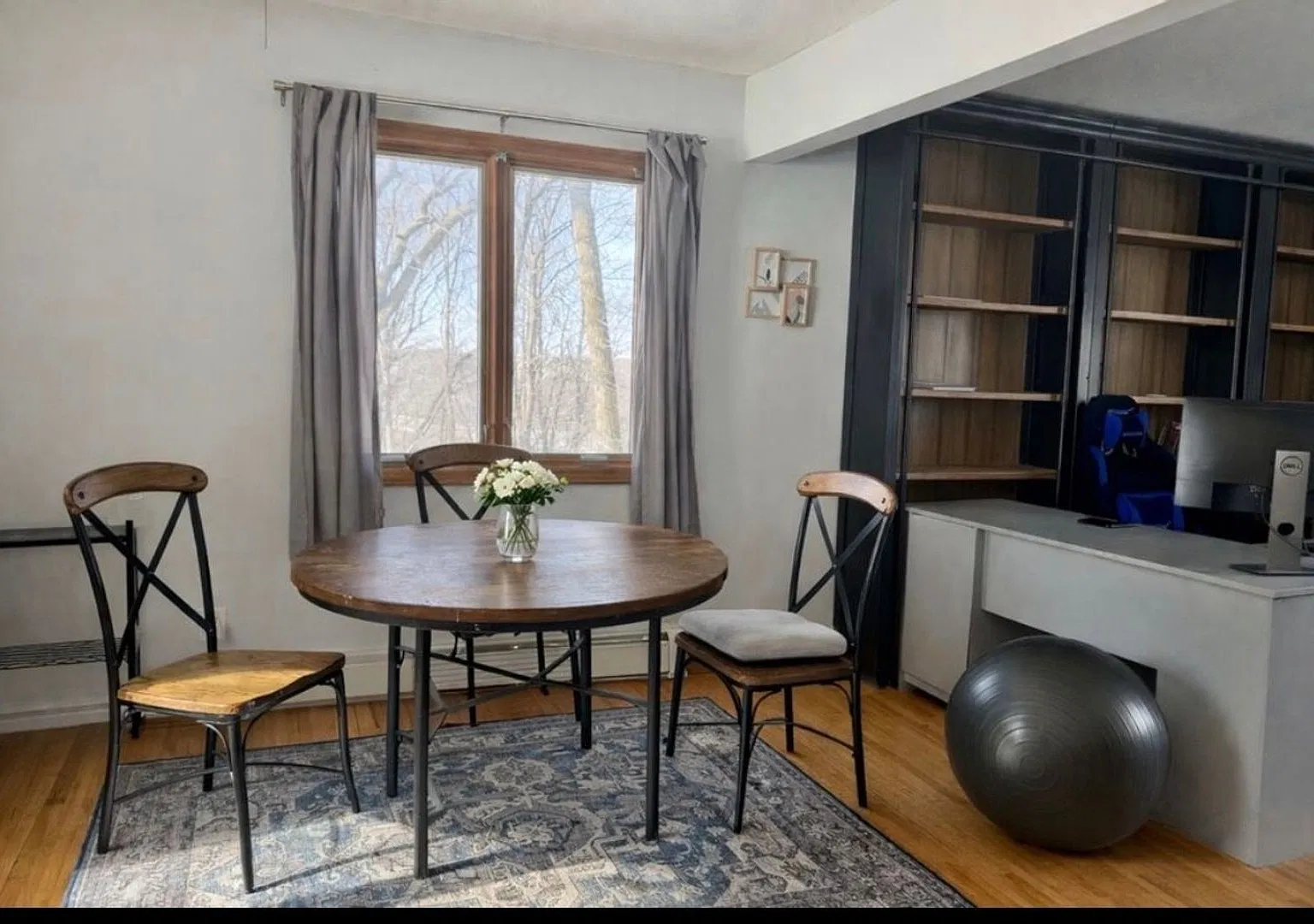 Spacious 4BR House in Prior Lake — Photo 2