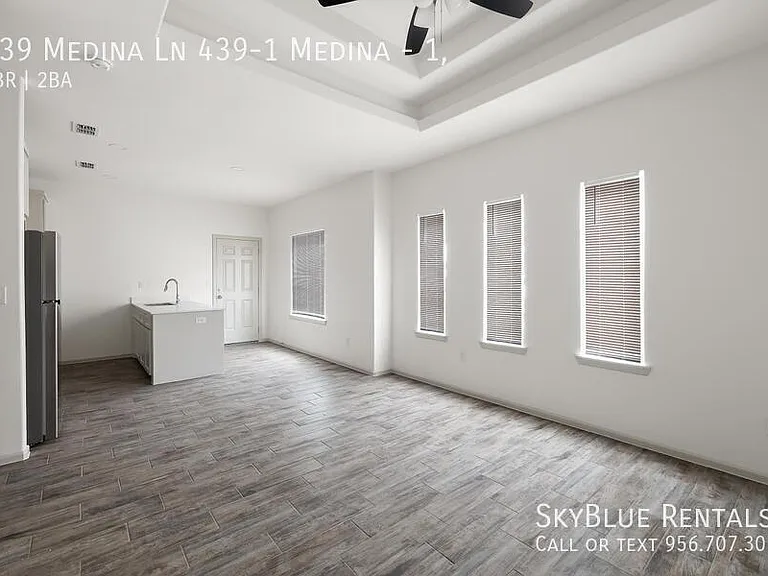 439 Medina Ln #1 — Photo 8
