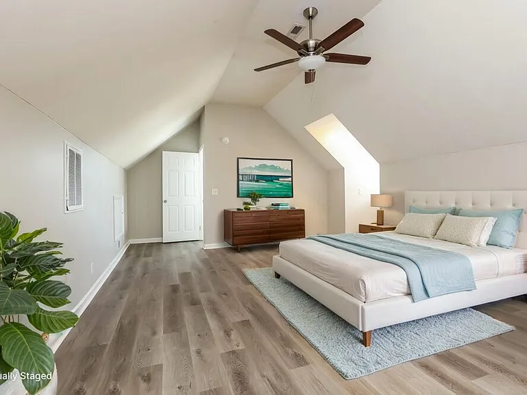 2611 Hawk Eye Ct — Photo 10