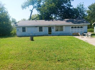 15965 N 252nd Rd, Okmulgee, OK 74447