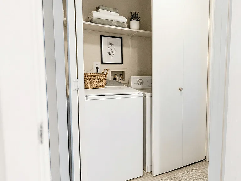 Notch 8 Apartments — Photo 16