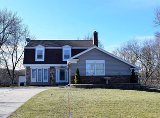 5137 Geraldine Dr, Lansing, MI 48917