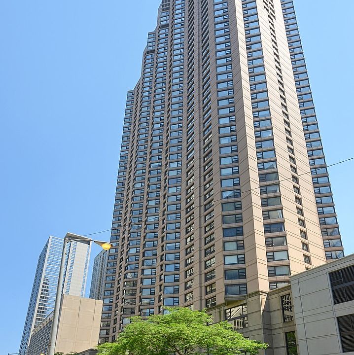 1st image of 401 E Ontario St APT 802