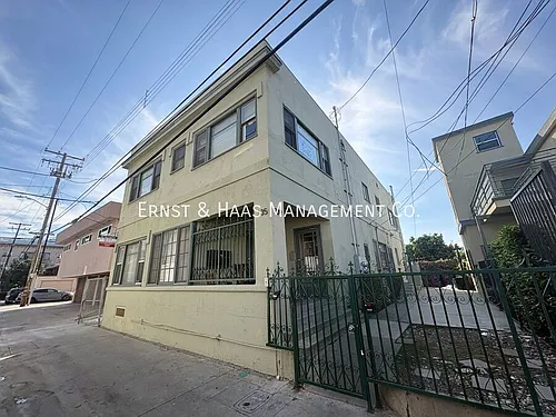 335 N Virginia Ct #D Photo 1