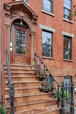 Sold by Corcoran | media 16